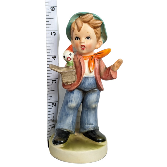 The Hummel Figurine Boy With Jack In The Box 
VINTAGE - Picture 2 of 10